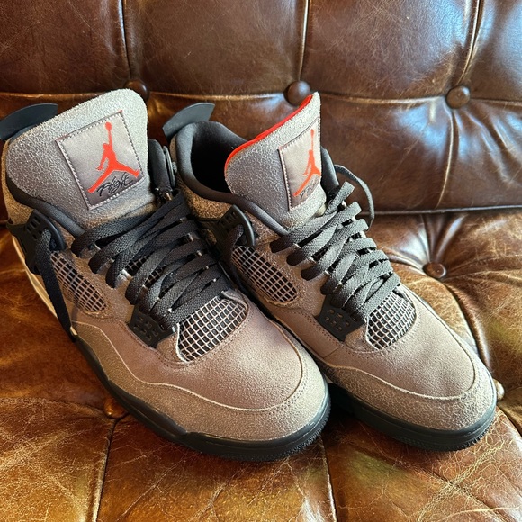 Jordan 4 Retro Taupe Haze, Men’s US Size 14 - Picture 2 of 9